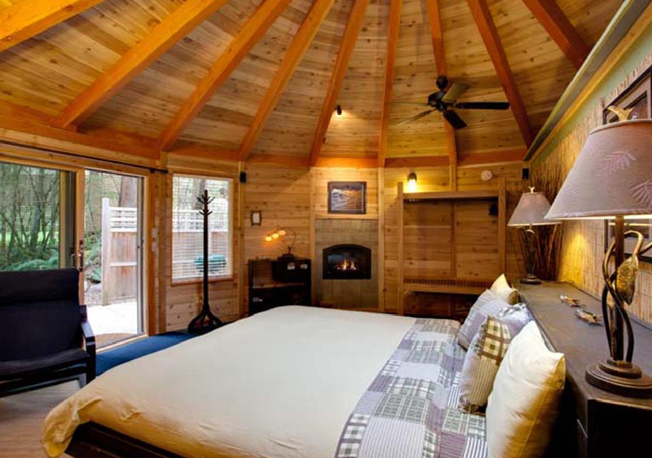 Stormking Hotel 애쉬포드 외부 사진